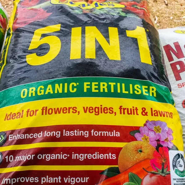 Searles 5 in 1 Organic Fertiliser